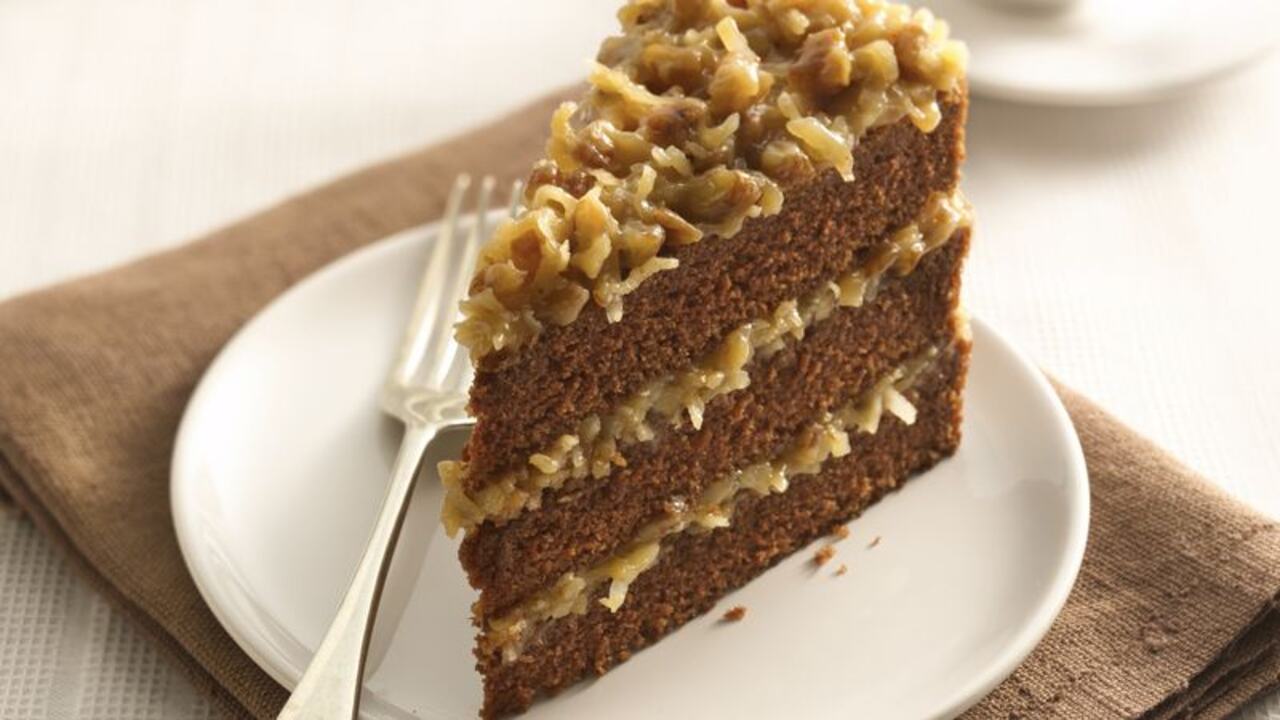 Baking And Cooling Tips For A Perfect Sugar-Free German Chocolate Cake