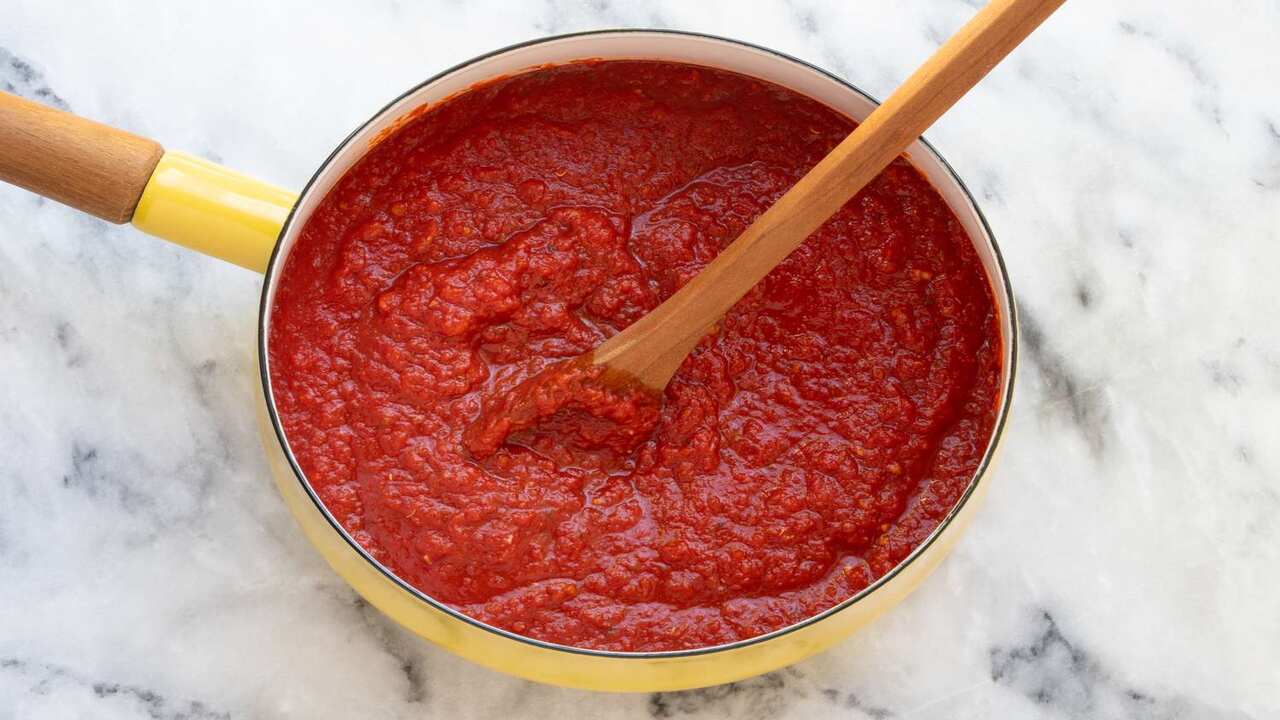 Common Mistakes To Avoid While Transforming Pasta Sauce To Pizza Sauce
