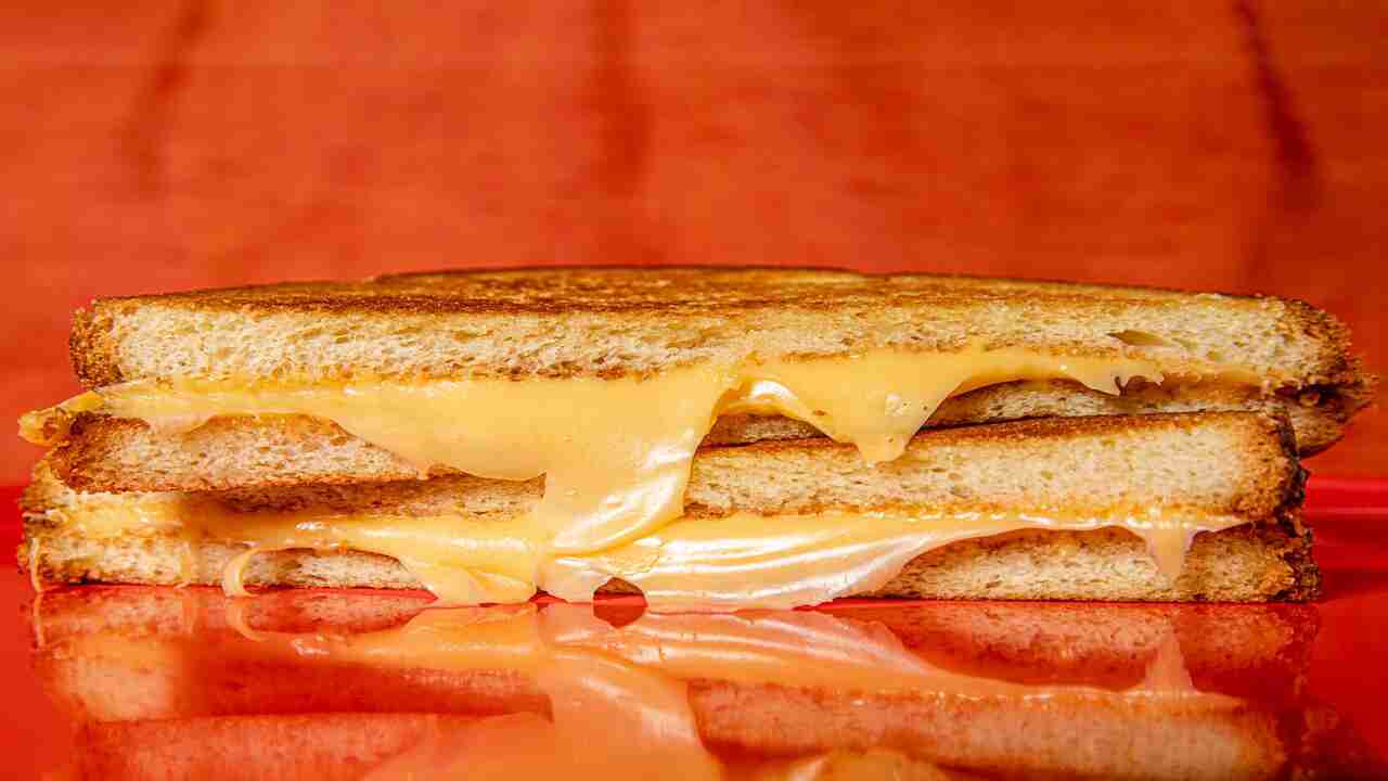 Complementing Your Mexican Grilled-Cheese Sandwich - What To Eat With It