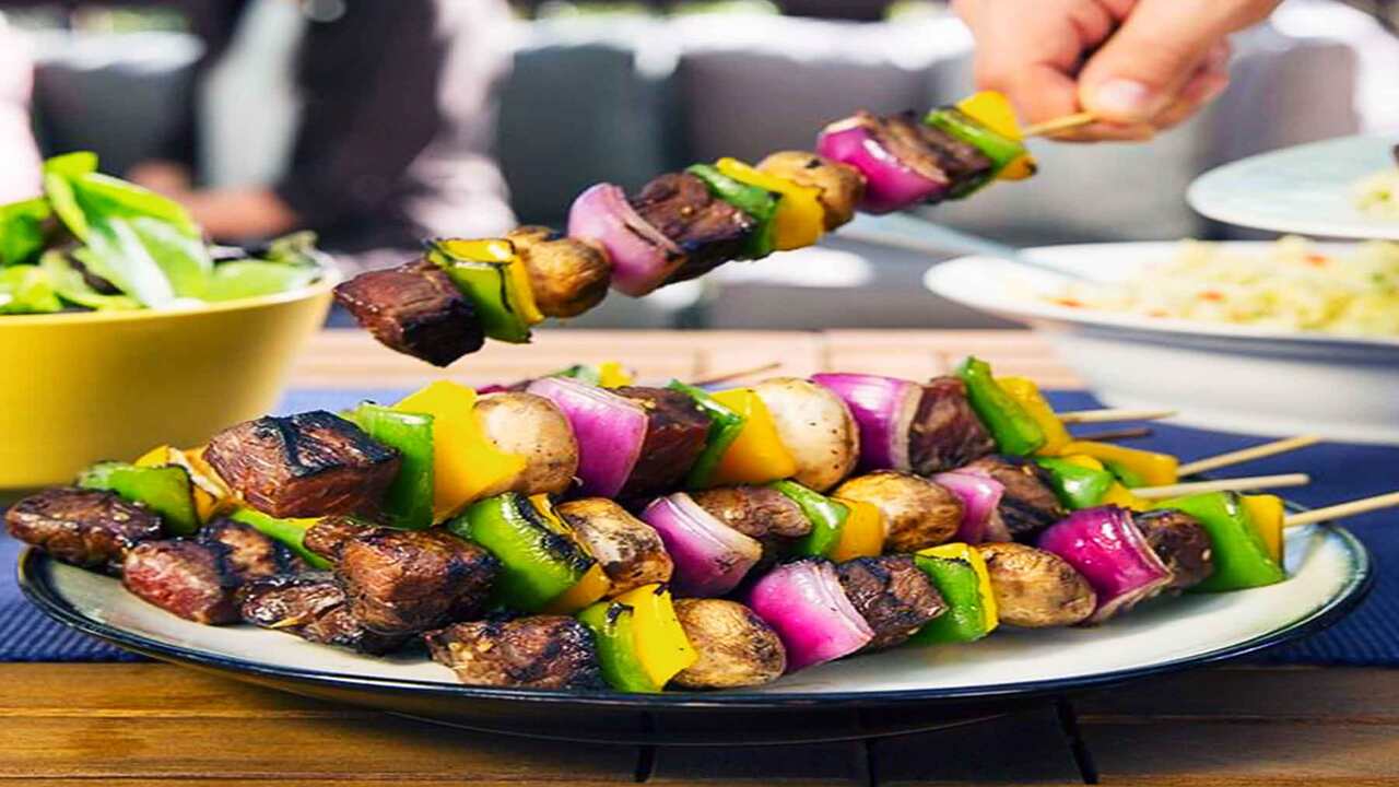 Essential Tips For Grilling Beef-Brochette