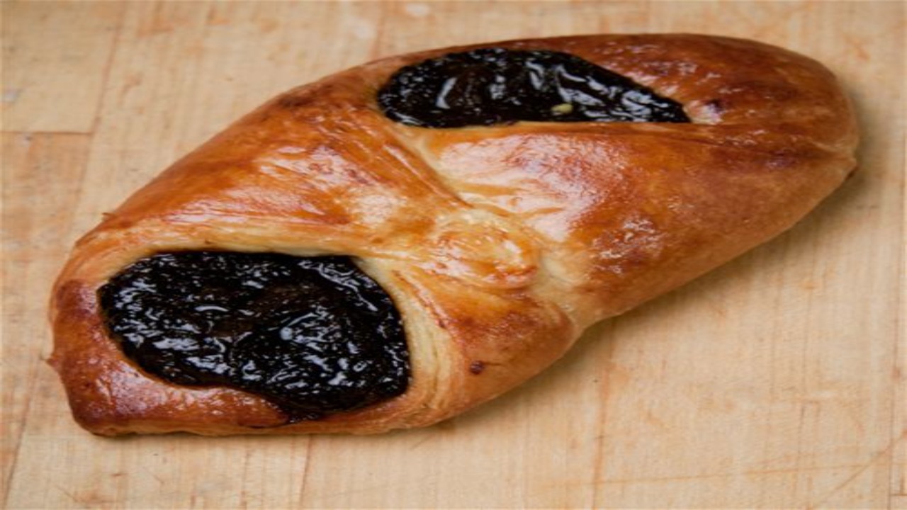 How Can You Customize Your Prune Danish