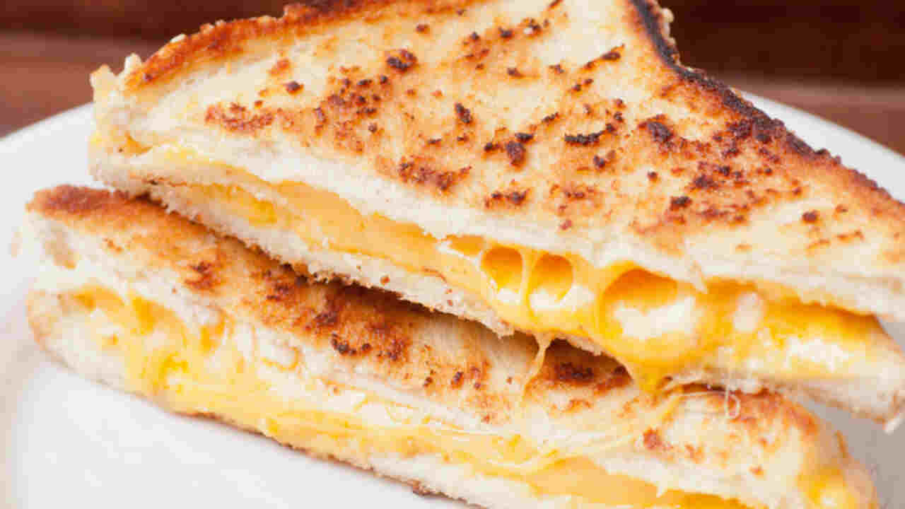 How To Make Mexican Grilled Cheese Sandwich - Step-By-Step Instruction