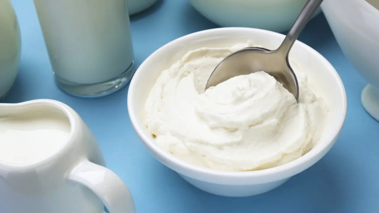 How To Safely Use Sour Cream Post Expiration