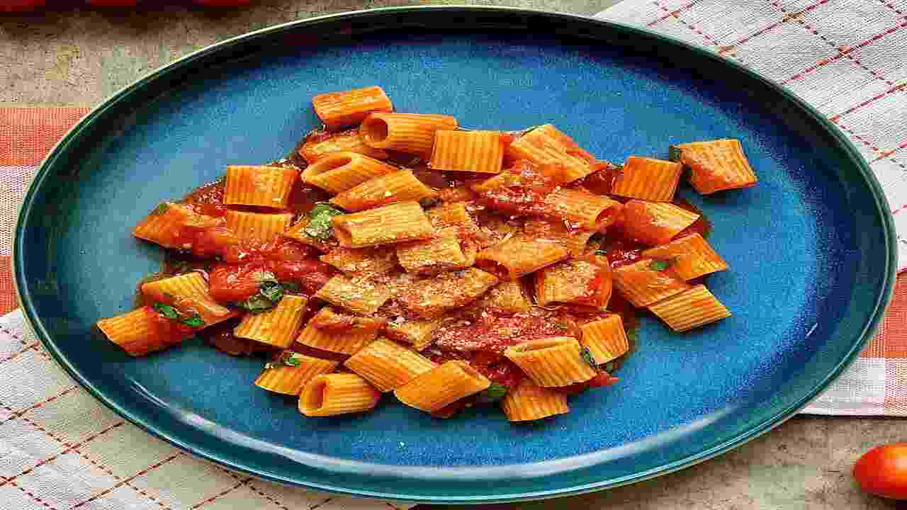 Incorporating Moroccan Sauce Into Pasta And Grain Dishes