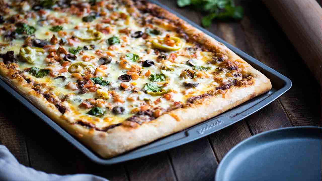 Pairing Mexican Pizza With Other Mexican Dishes For A Complete Meal