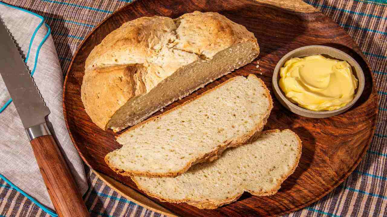Serving And Storing Soda Bread
