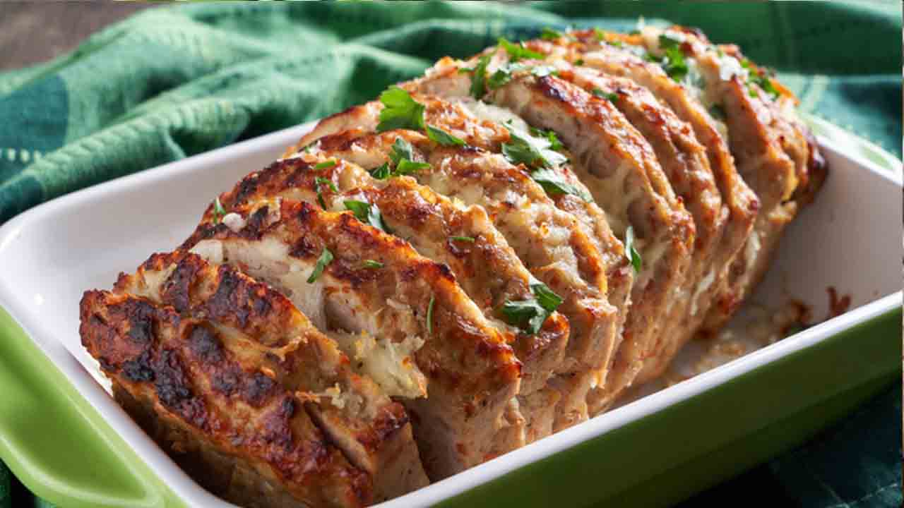 Serving Suggestions And Side Dish Ideas To Complement Your Customized Meatloaf