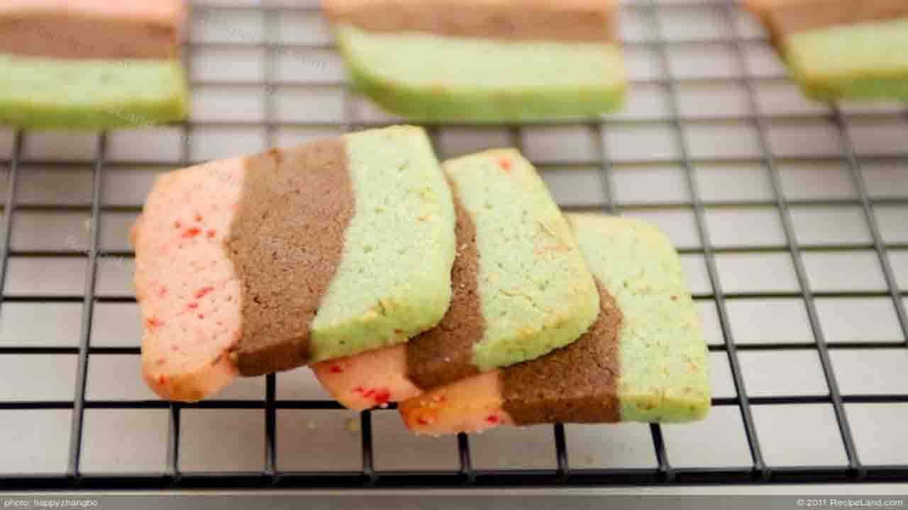 Step-By-Step Guide To Making Spumoni Cookies
