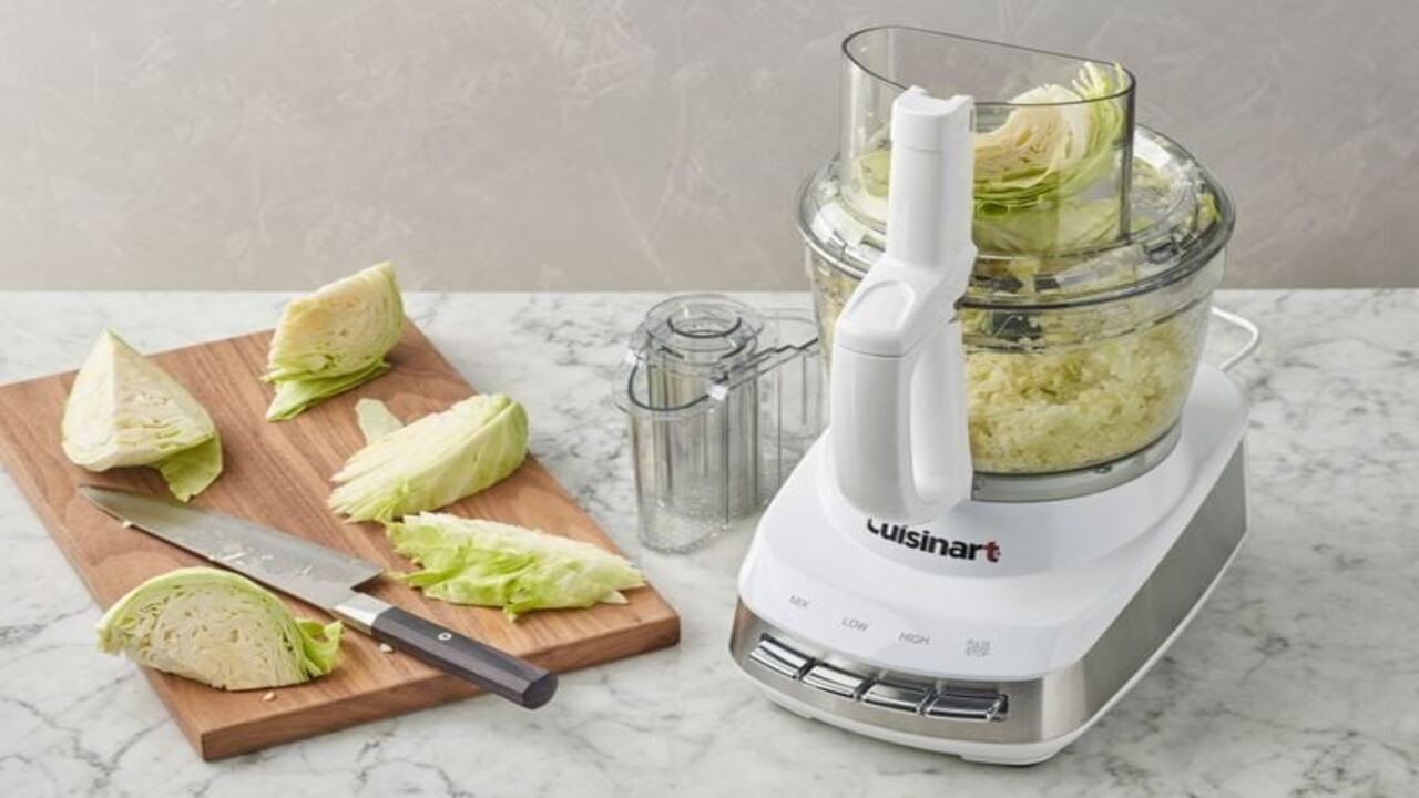 Steps To Shred Cabbage Using A Food Processor (1)