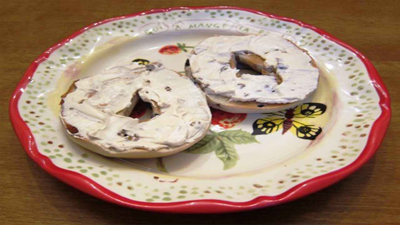 Storage Tips For Low-Calorie Cream Cheese