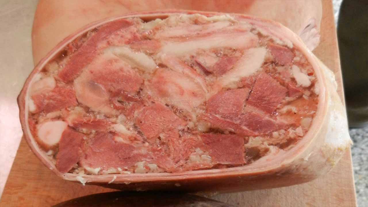 Storing And Preserving Hog Head Cheese