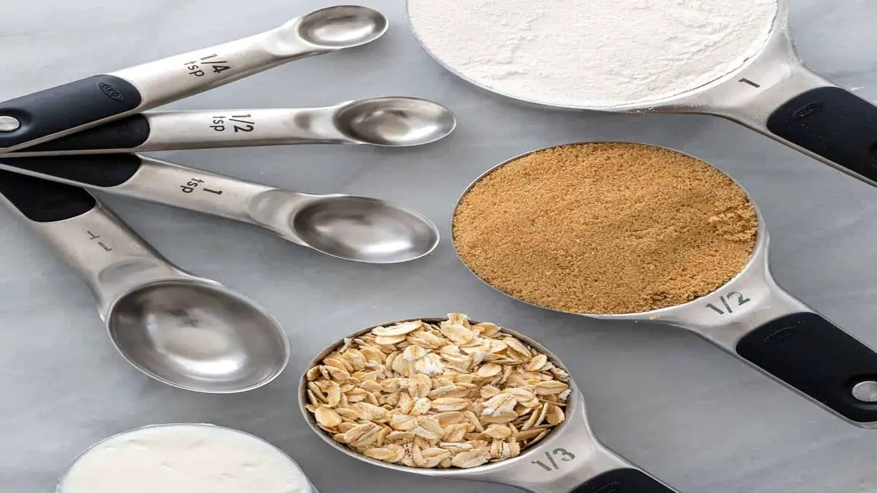 Tips For Accurately Measuring Dry Ingredients In Teaspoons And Ounces