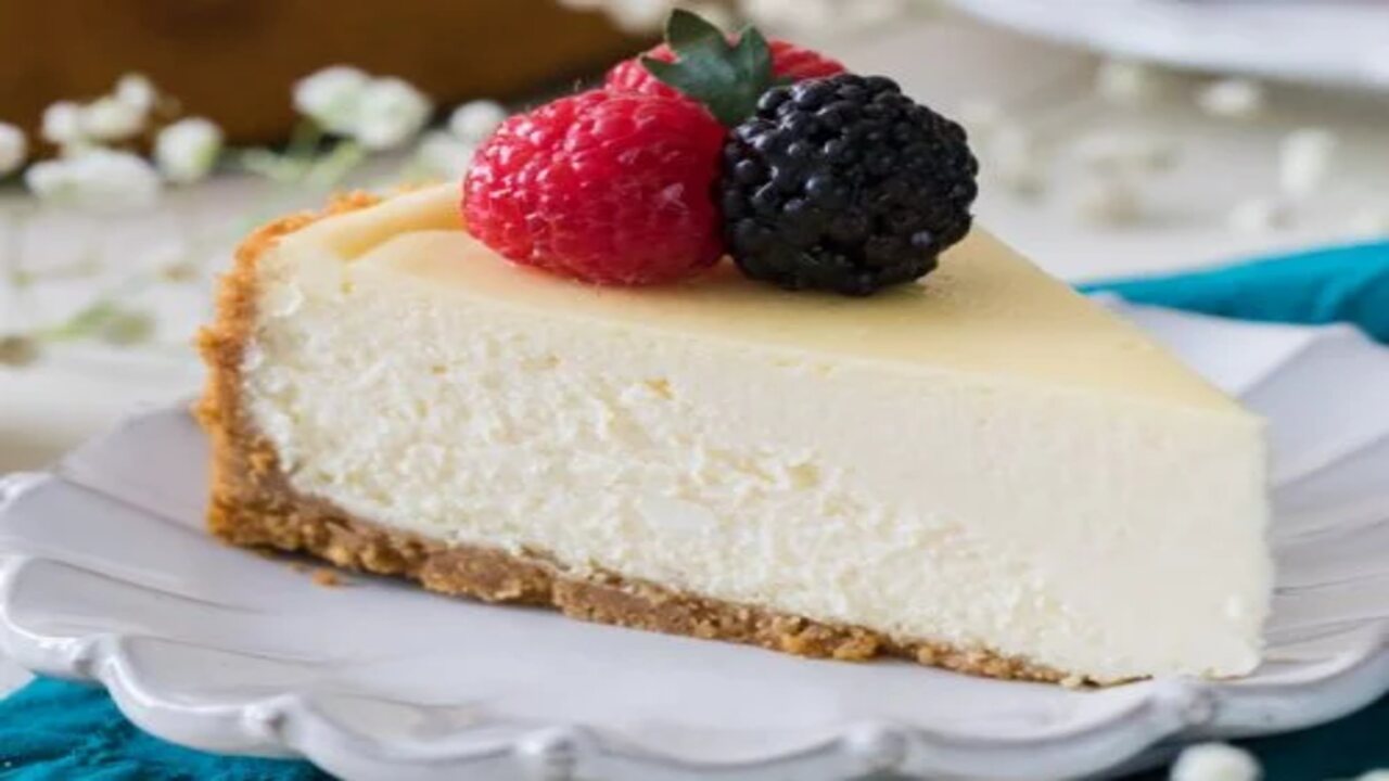 Variations And Additional Tips For The 3-Step Cheesecake Recipe