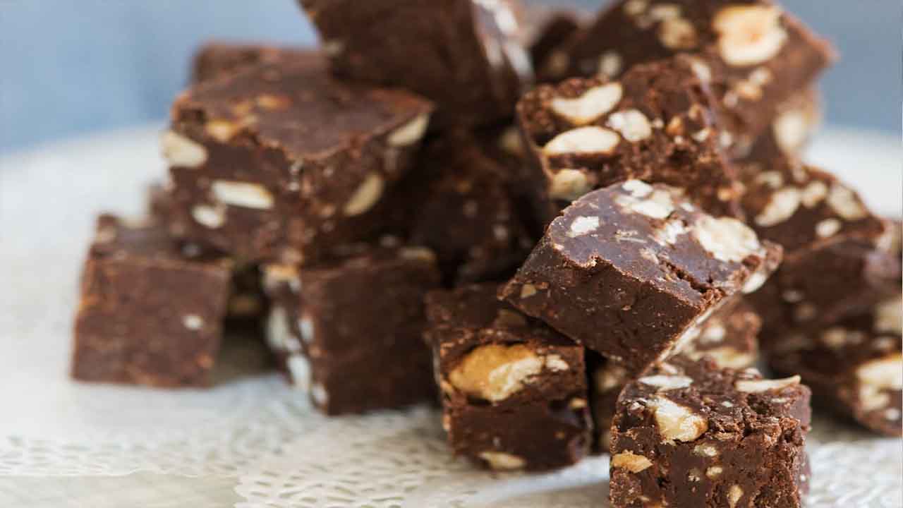 Ways To Salvage Fudge That Is Too Hard