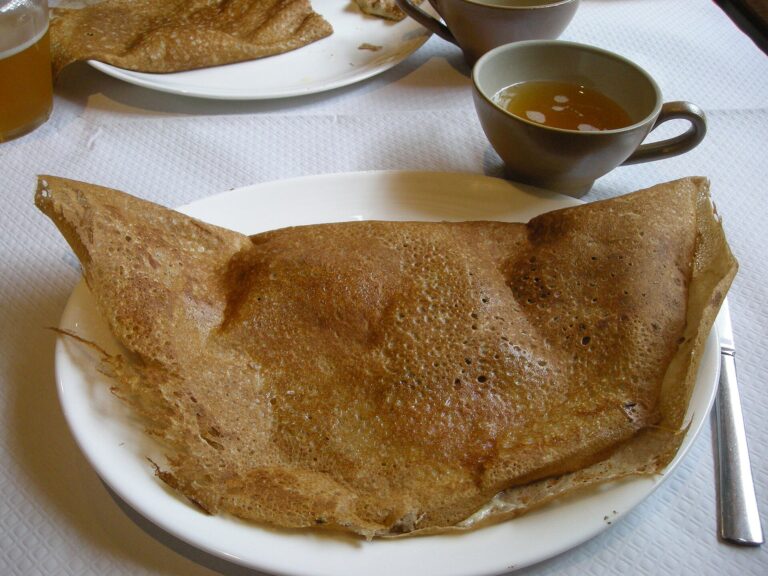Breton galettes and cider