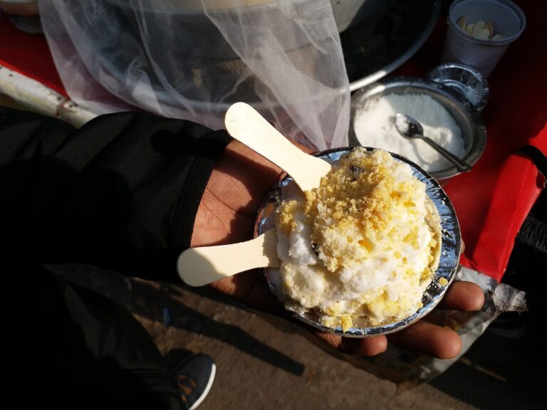 Chaat street food in Delhi