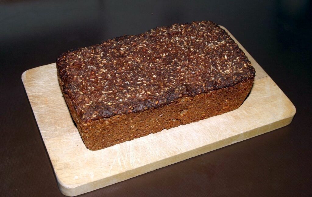 Icelandic geothermal rye bread