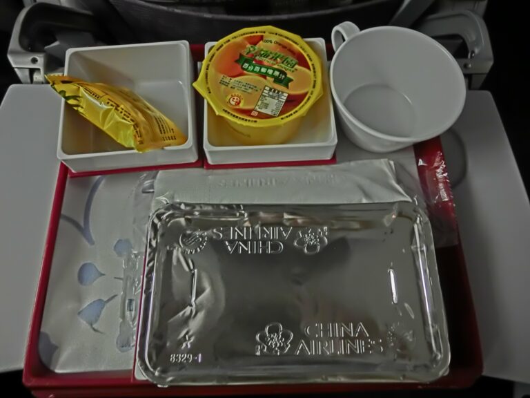 In-flight meal tray
