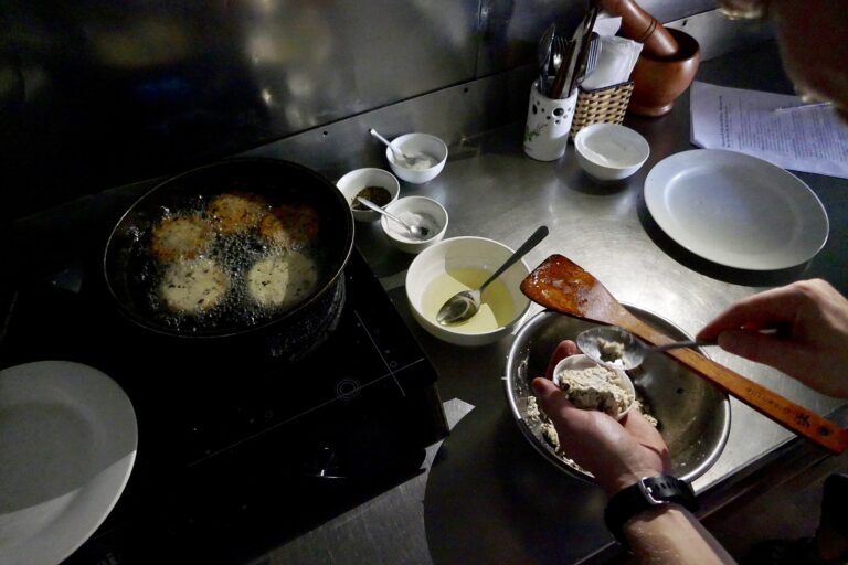 Vietnamese cooking class in Hoi An